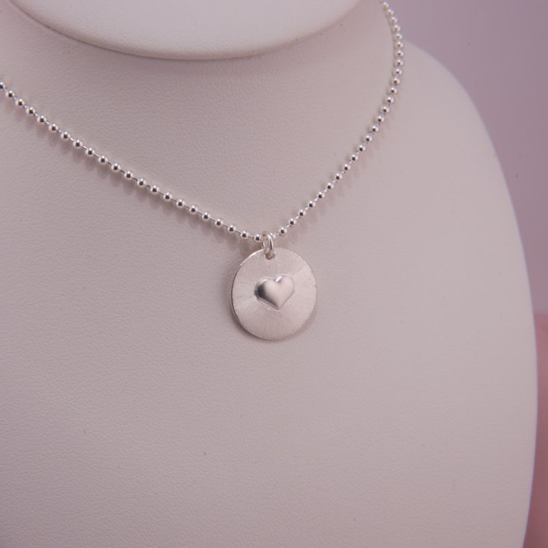 Preview: Herz Anhänger mit Kugelkette